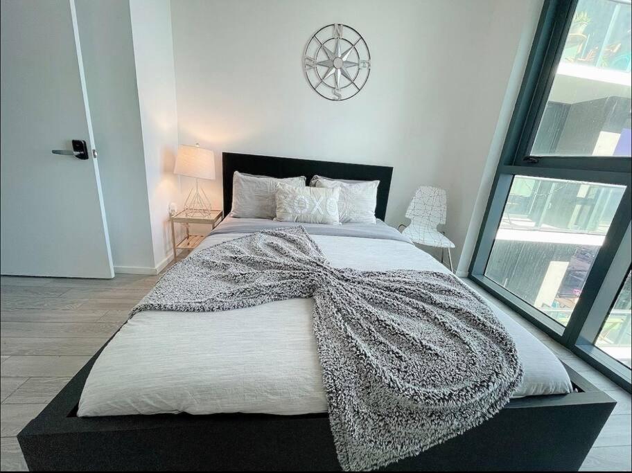 Gorgeous 2Br/2Bth In The Heart Of Miami Apartment Luaran gambar